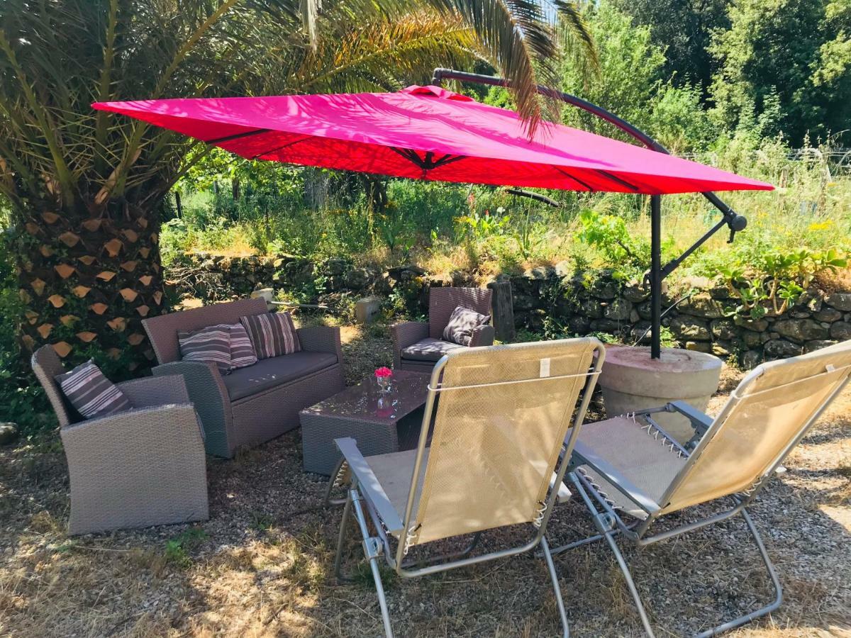 Gite U Licetu A La Campagne Oreta Esterno foto